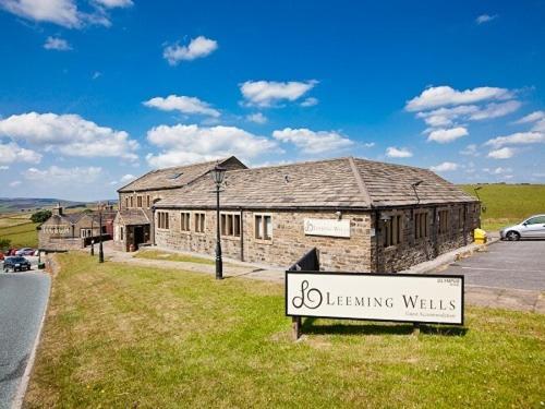 Leeming Wells Hotel Хауърт Екстериор снимка